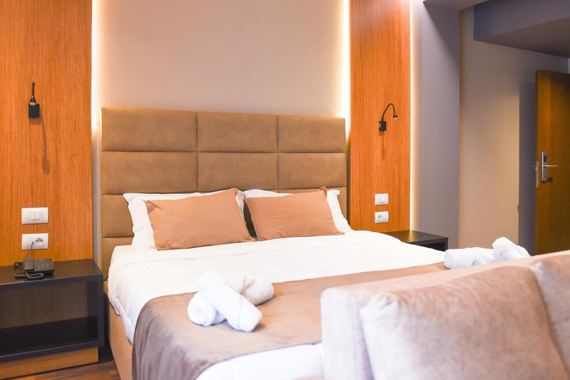 Olivia'S Hill Resort Kryemëdhej Dış mekan fotoğraf