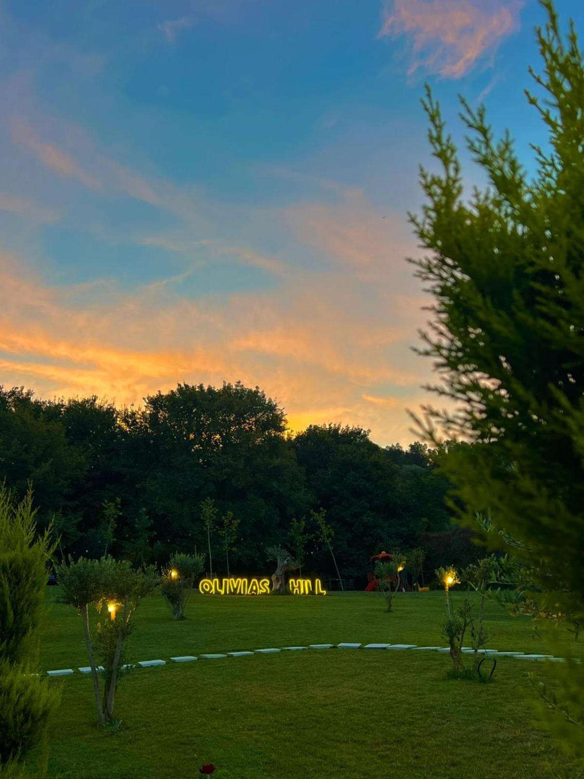 Olivia'S Hill Resort Kryemëdhej Dış mekan fotoğraf
