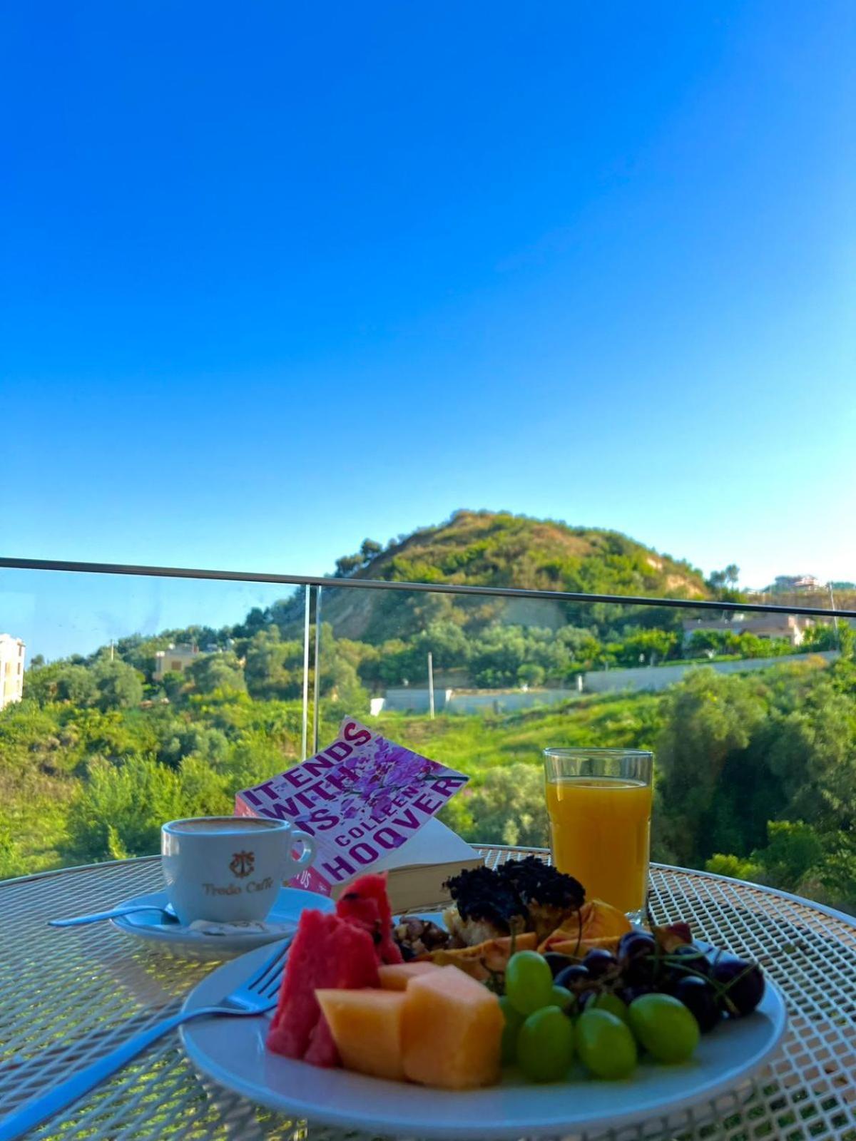 Olivia'S Hill Resort Kryemëdhej Dış mekan fotoğraf