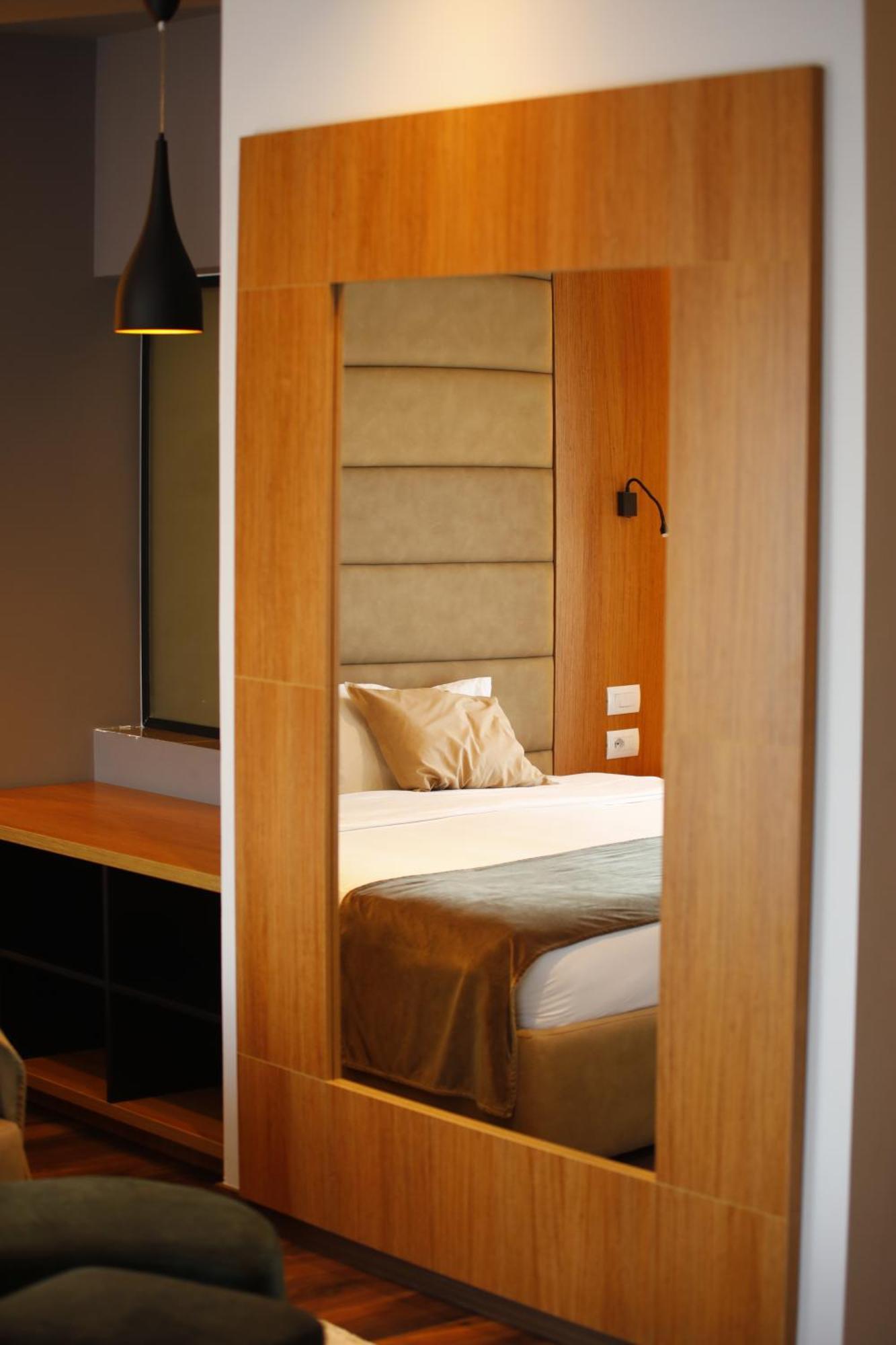 Olivia'S Hill Resort Kryemëdhej Dış mekan fotoğraf