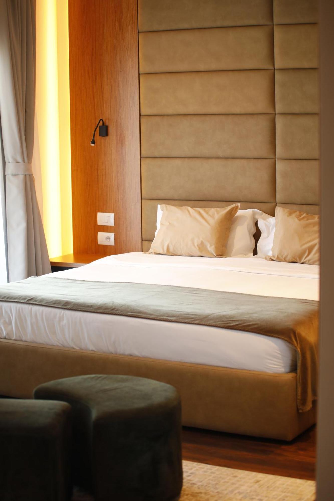 Olivia'S Hill Resort Kryemëdhej Dış mekan fotoğraf