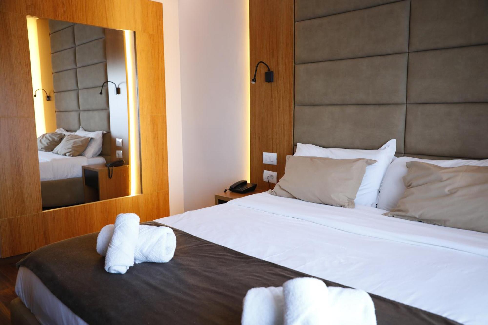 Olivia'S Hill Resort Kryemëdhej Dış mekan fotoğraf
