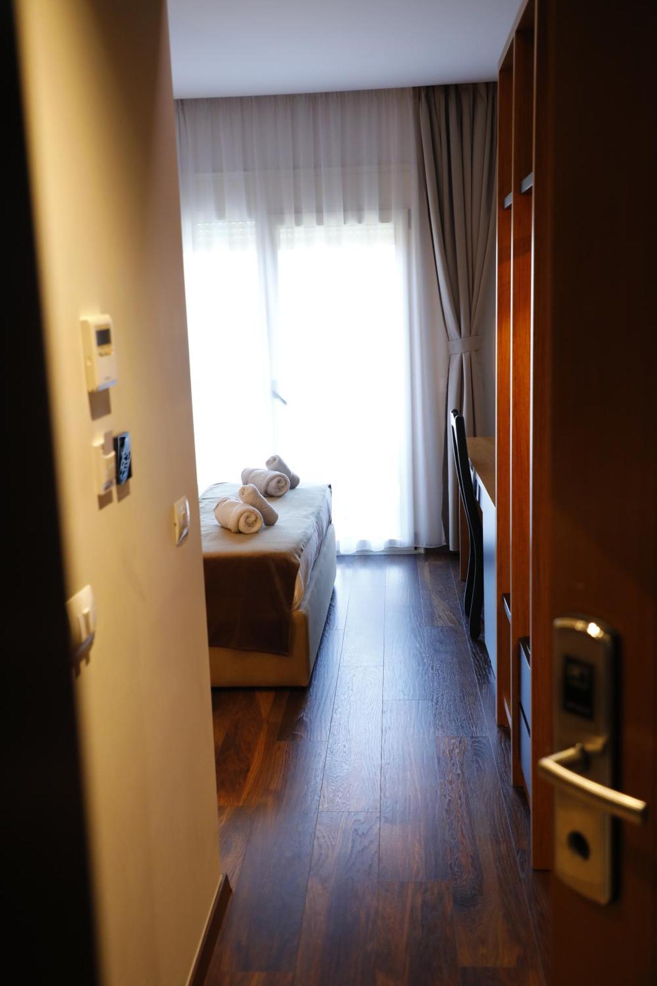 Olivia'S Hill Resort Kryemëdhej Dış mekan fotoğraf